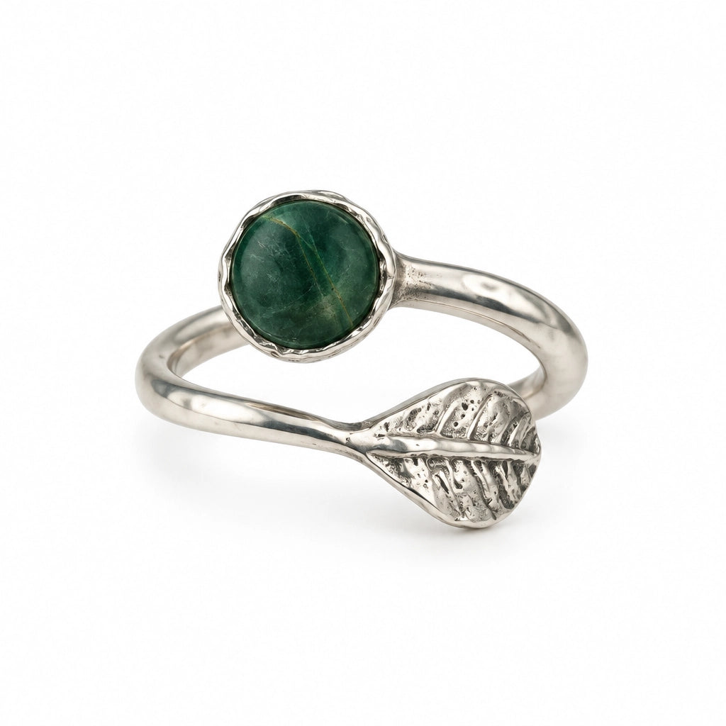Malachite Ring With Leaf Detail