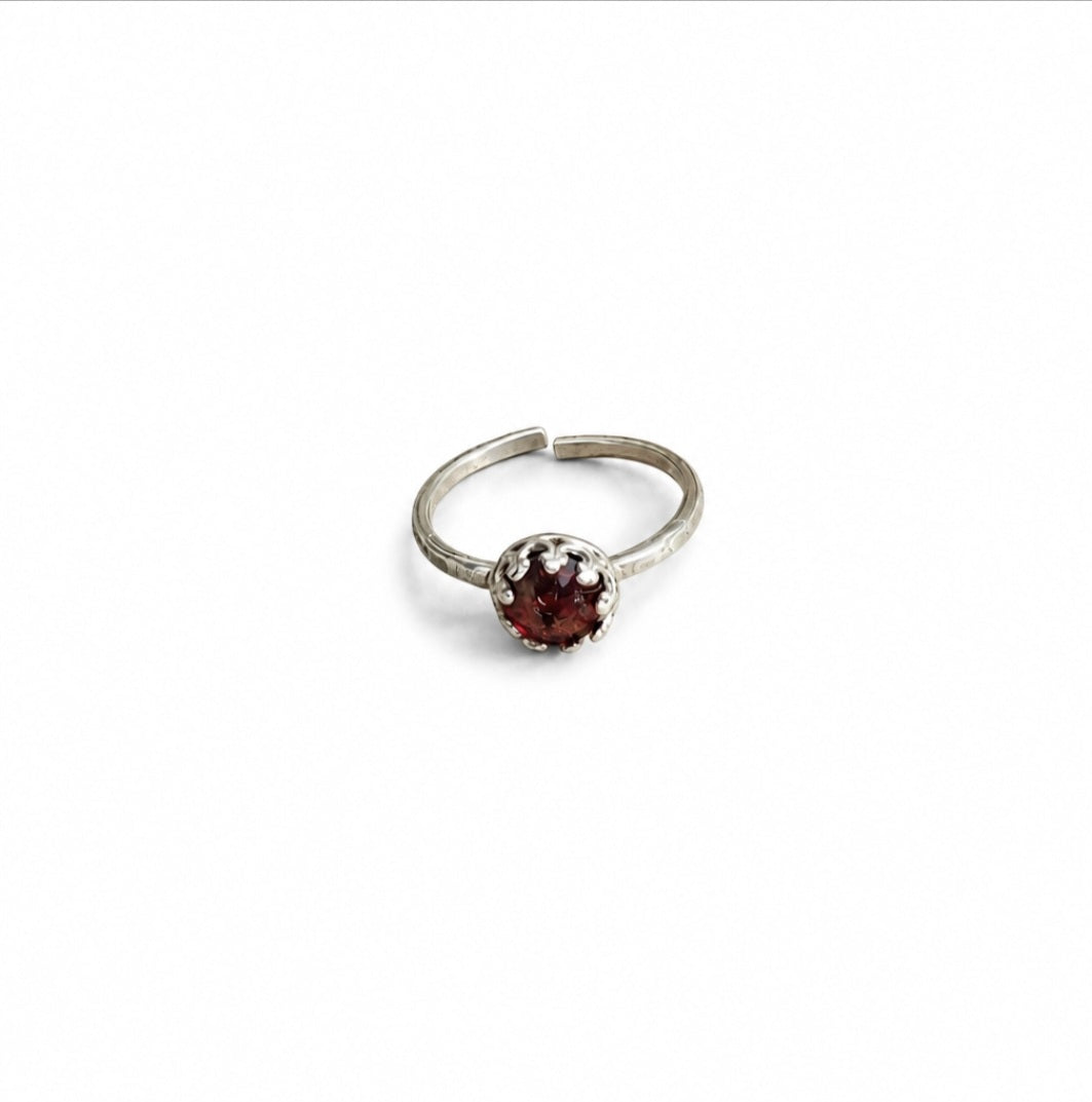 Garnet Ring With Crown Setting